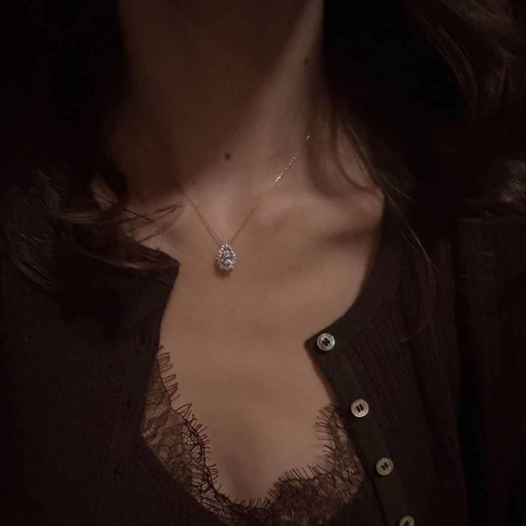 1カラットダイヤモンド ハロネックレス/ペアシェイプ (YUKI Select)