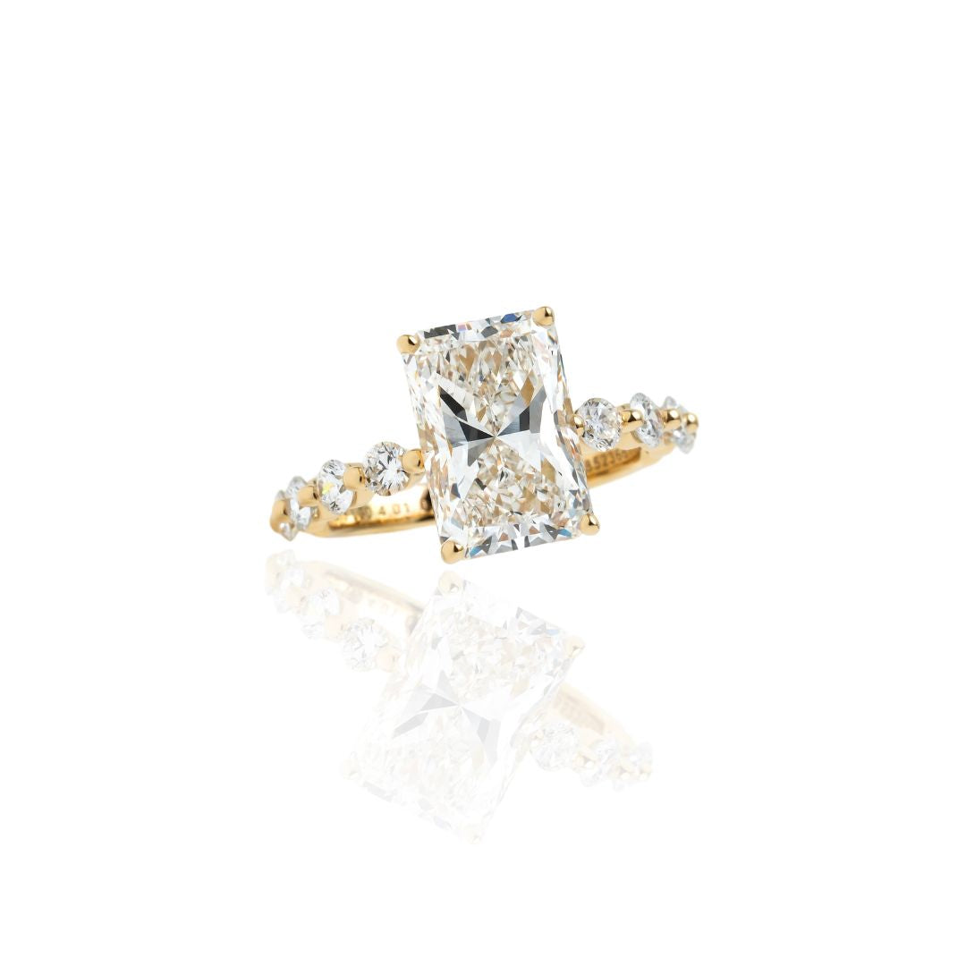 1 Carat 1 Line Half Eternity Ring/Round