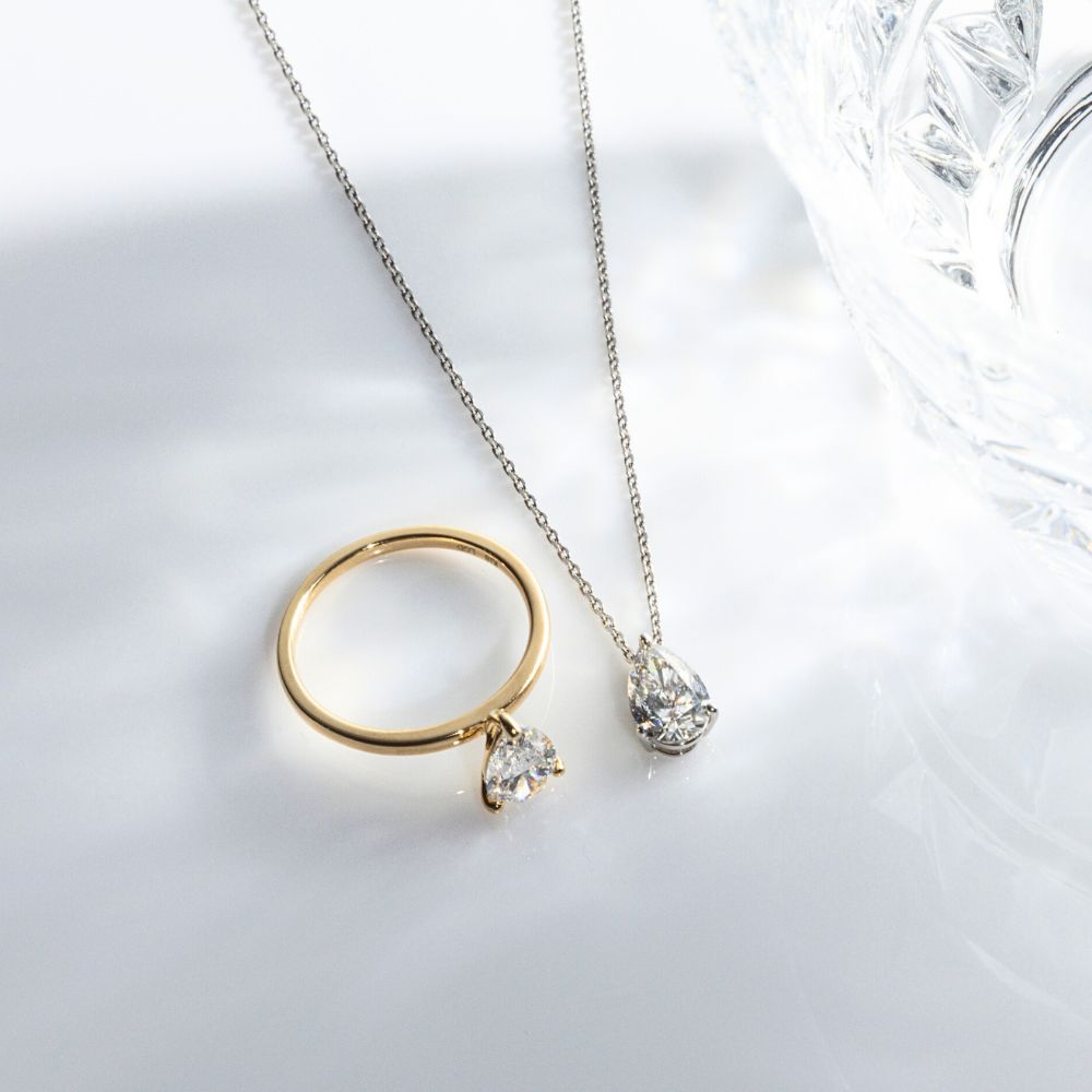 1カラットダイヤモンドリング/ペアシェイプ