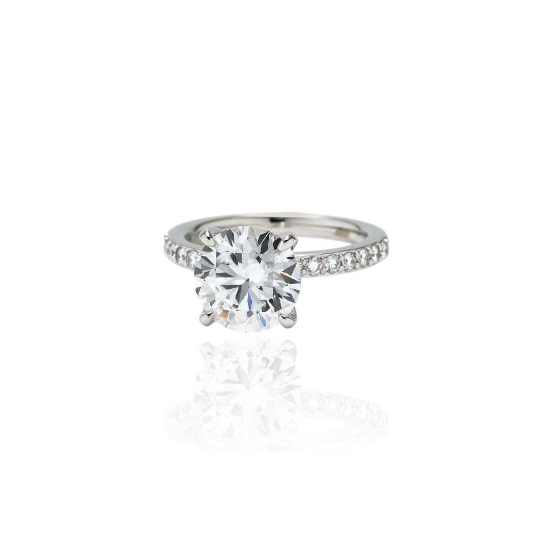 1 Carat 1 Line Half Eternity Ring/Round