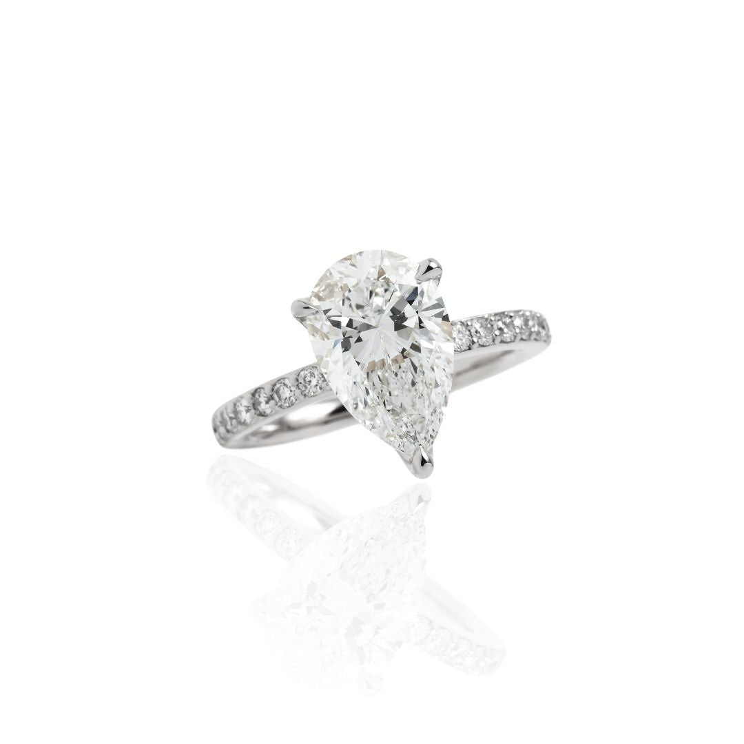 1 Carat 1 Line Half Eternity Ring/Round