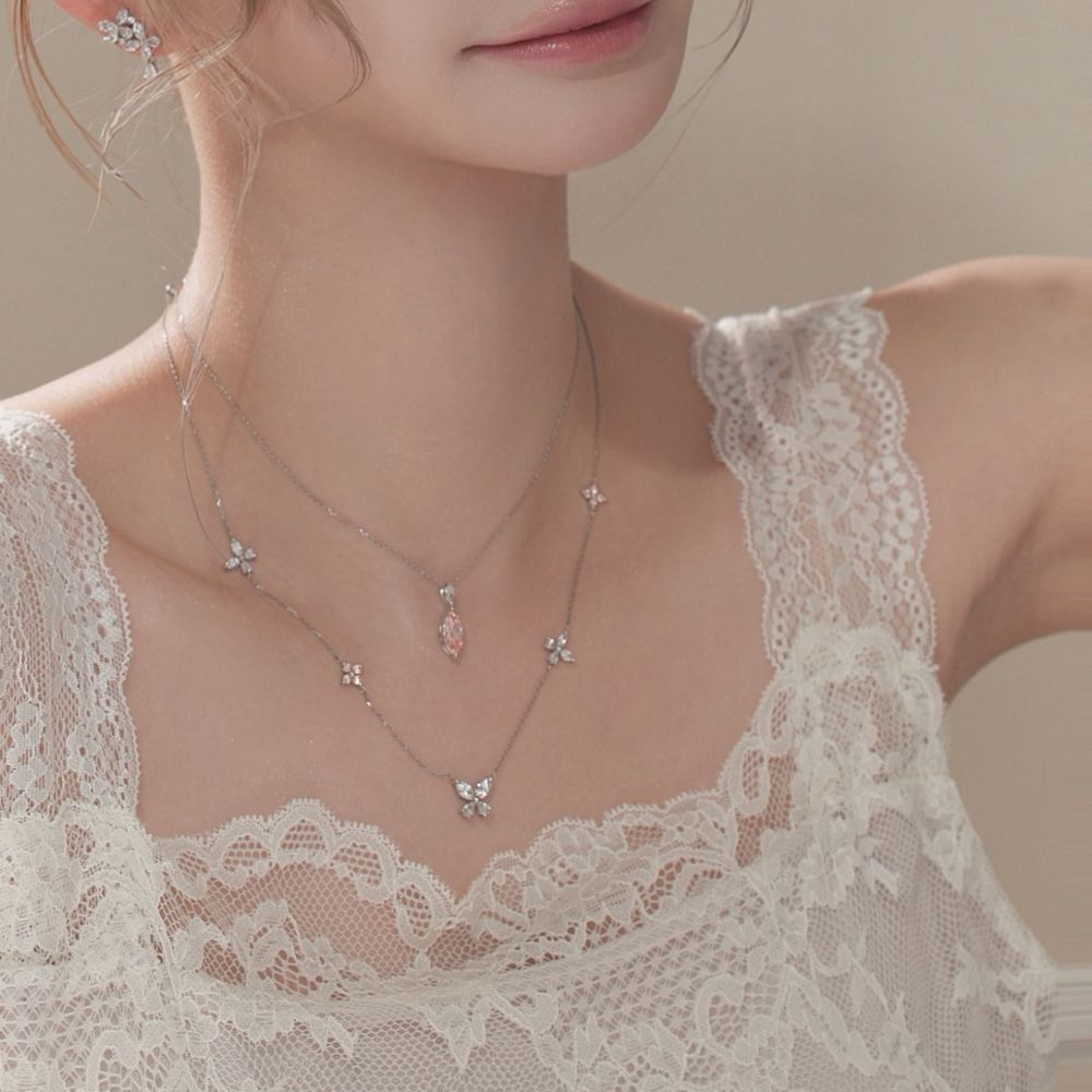 Papillon Pink Fleur Necklace