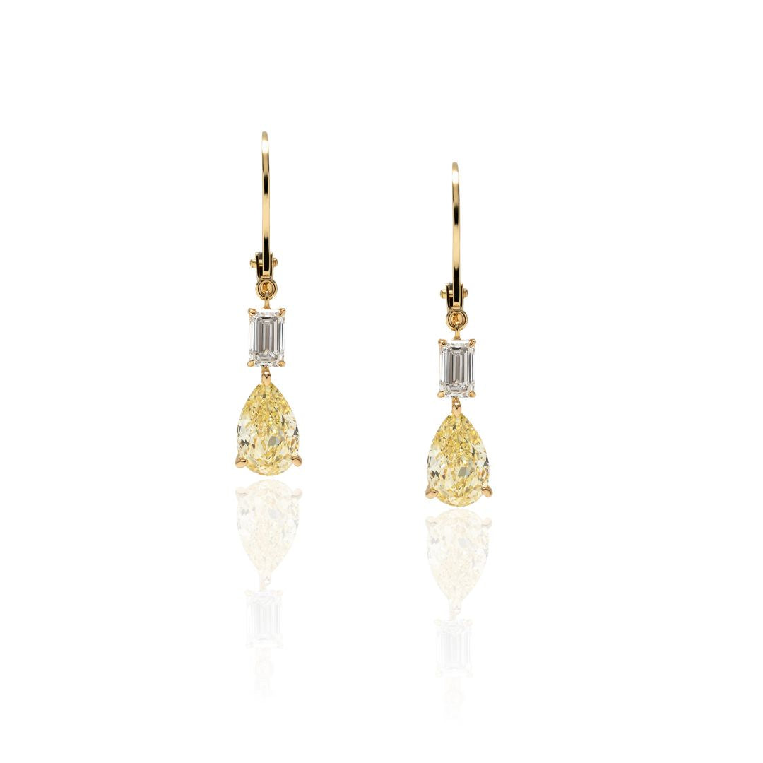 1カラットイエローペアシェイプピアス(トータル2.6カラット)