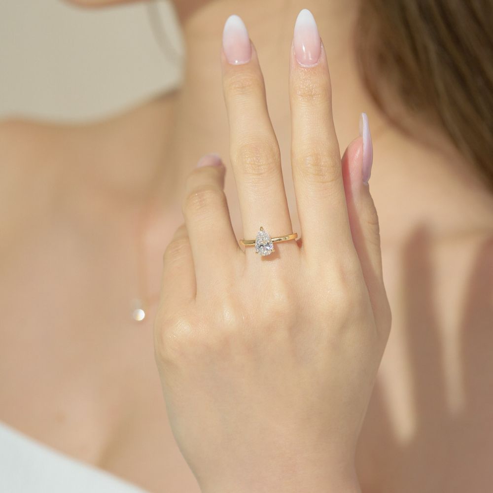 1カラットダイヤモンドリング/ペアシェイプ