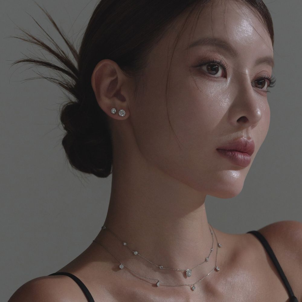 1 Carat Diamond Necklace/Emerald Cut