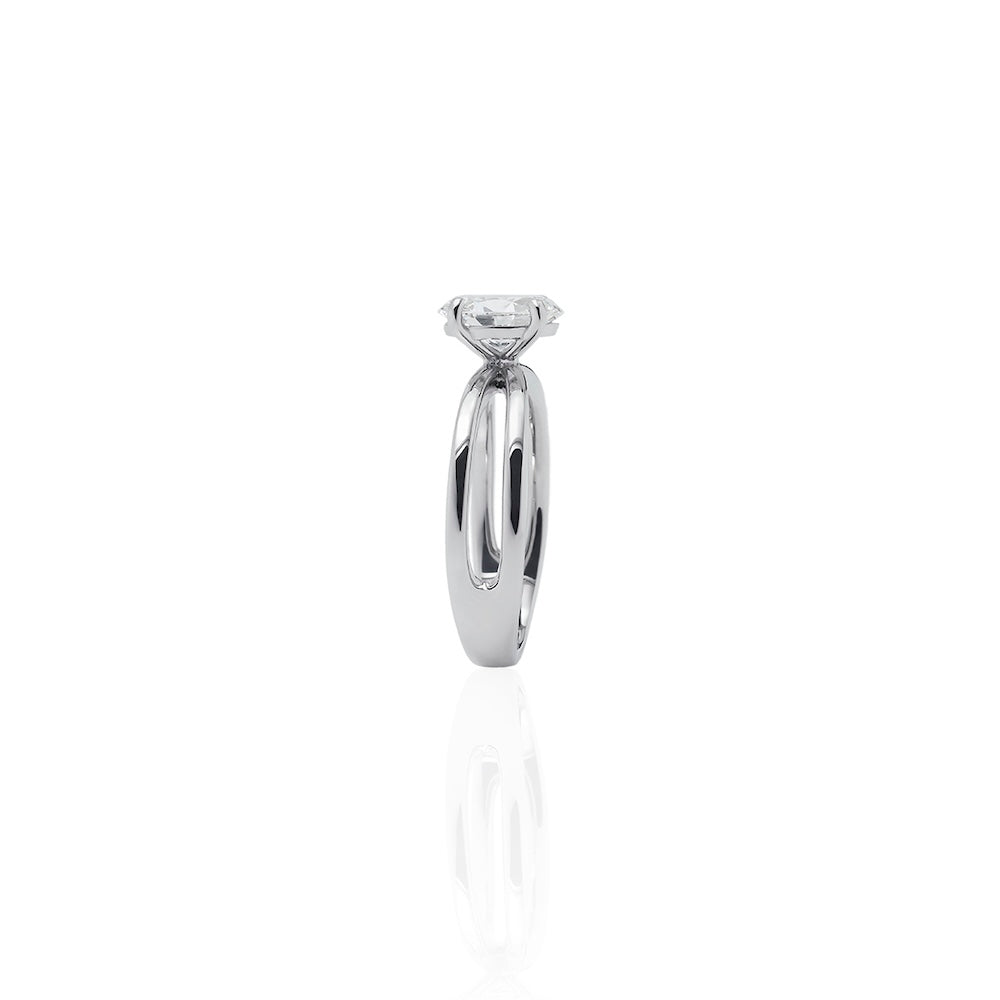 1 carat diamond 2 line ring/oval
