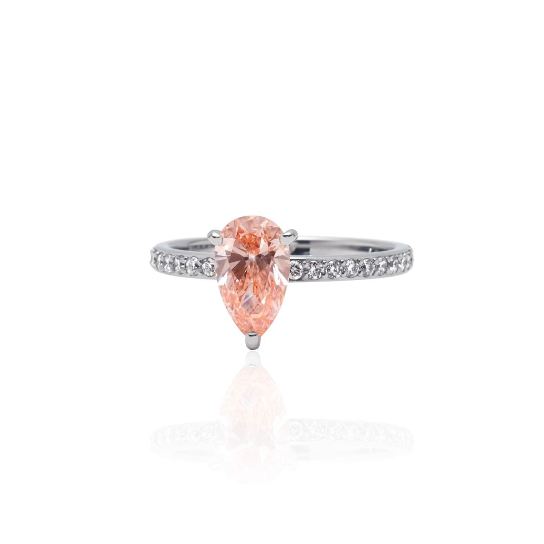 1カラット1ラインハーフエタニティリング/ピンクペアシェイプ