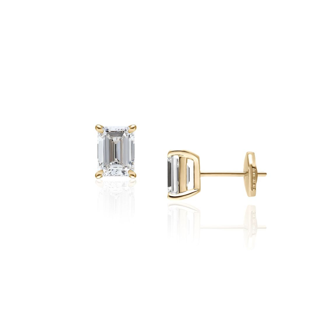 0.5カラット エメラルドピアス