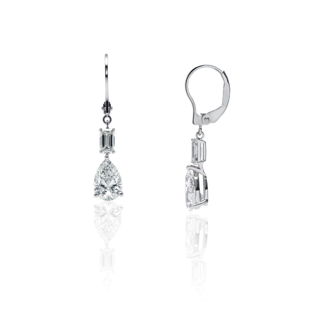 １カラットペアシェイプピアス（トータル2.6カラット）