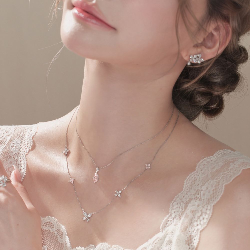 Papillon Pink Fleur Necklace