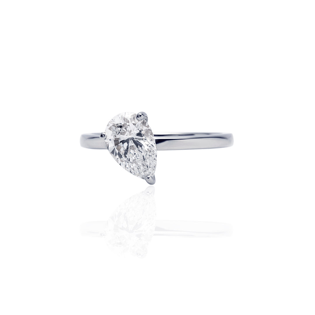 Emily Ring / 1 Carat Pear Shape Ring